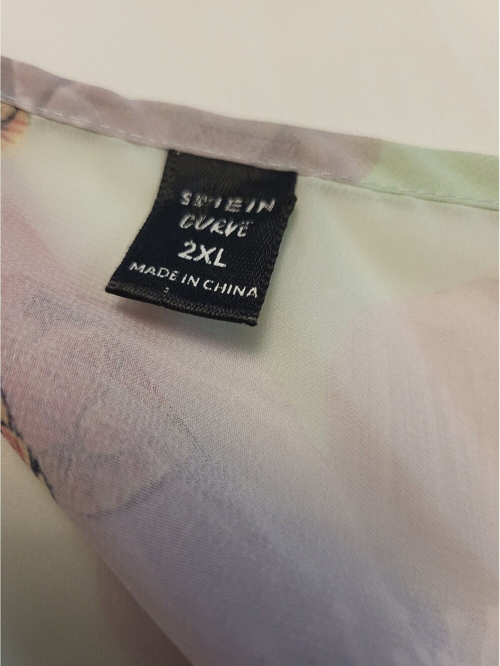 Soleil Curve 2XL Floral Shawl with Pink and Beige Flowers